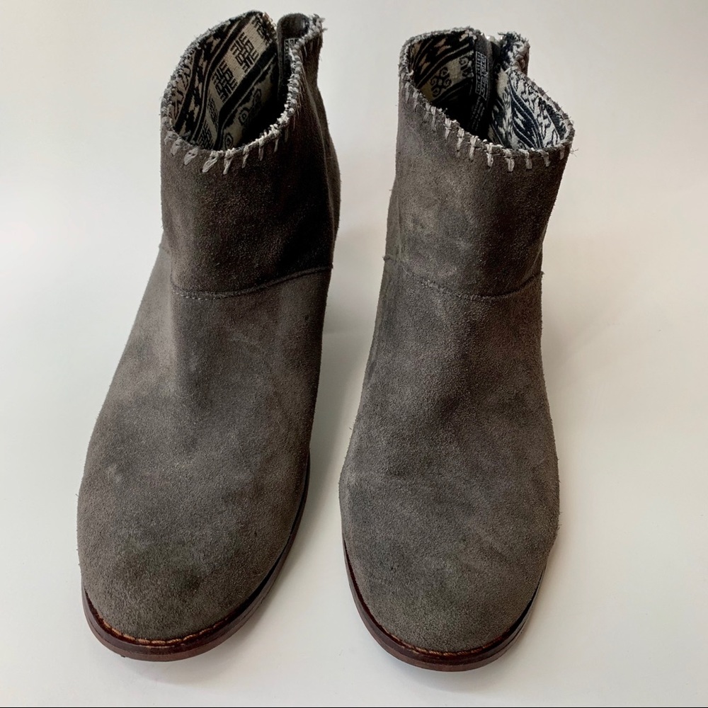 TOMS gray suede booties Aztec inside 7.5